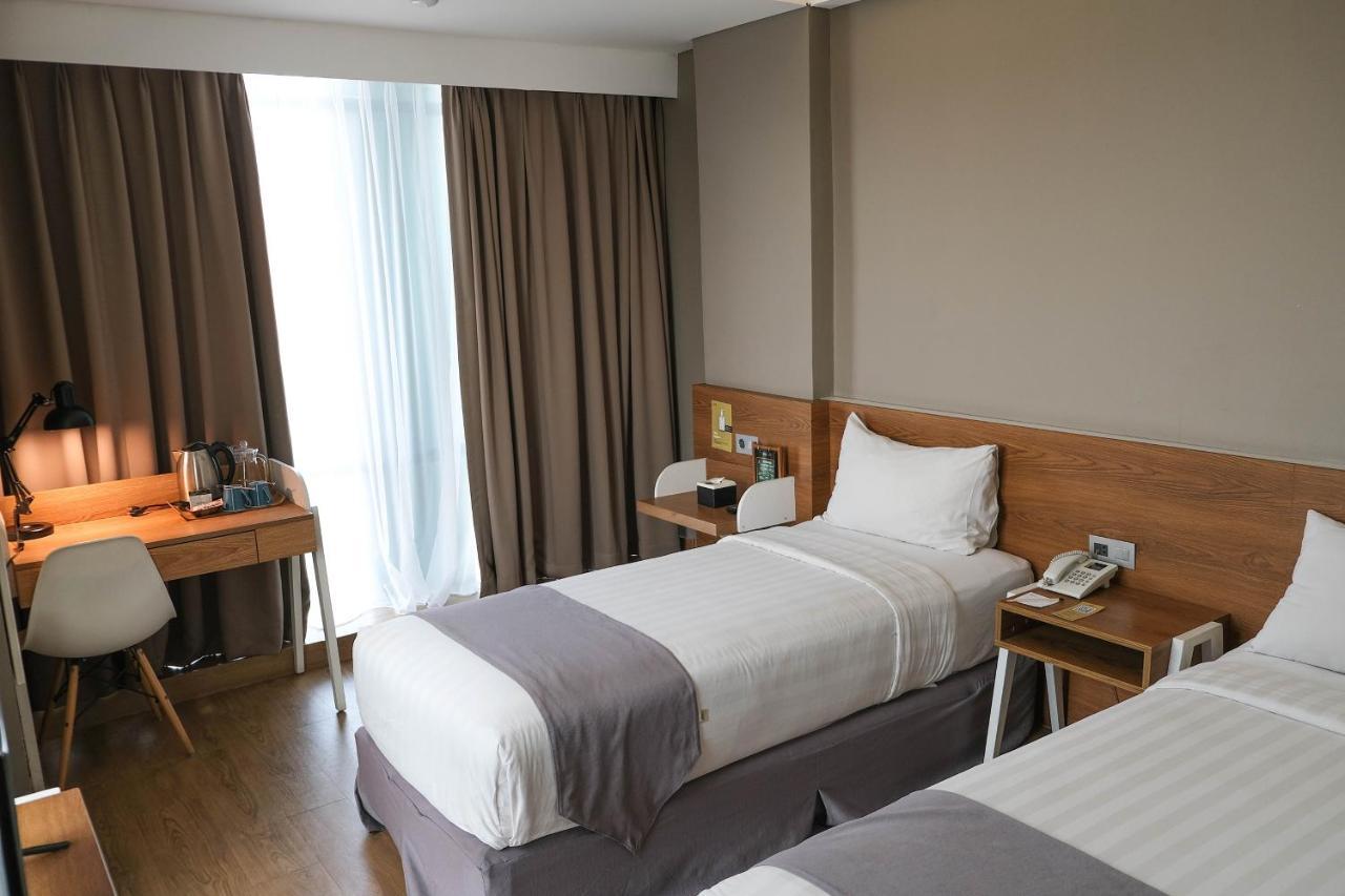 Allstay Hotel Semarang Simpang Lima Exterior photo