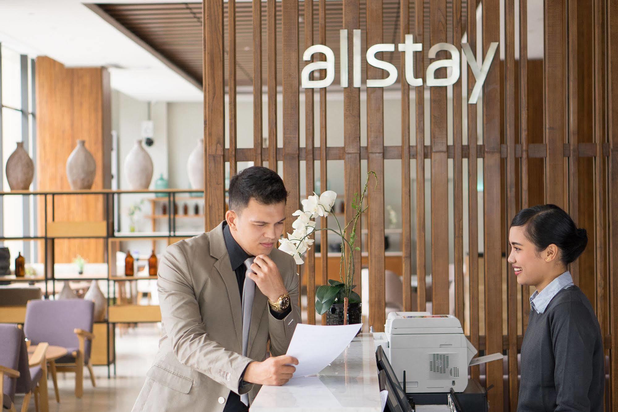 Allstay Hotel Semarang Simpang Lima Exterior photo
