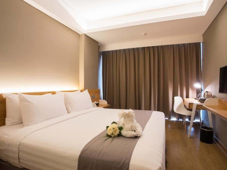 Allstay Hotel Semarang Simpang Lima Exterior photo